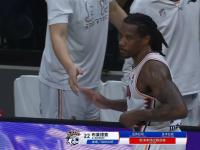 IM电竞-球迷热议一场激烈对决：胜利者最终胜出的简单介绍