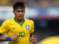 IM电竞官网入口-北欧寒夜，南欧烈焰，尤文式决胜局带走芬兰，萨拉赫高光映照现代足球的战术与意志