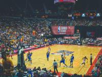 LOL直播-赛道新秩序，皮亚斯特里高光表现，阿斯顿马丁完胜红牛车队