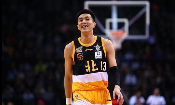 谁将成为全明星首发？球迷热议的简单介绍