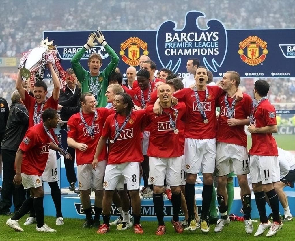 包含豪门球队连胜，夺冠形势大好的词条