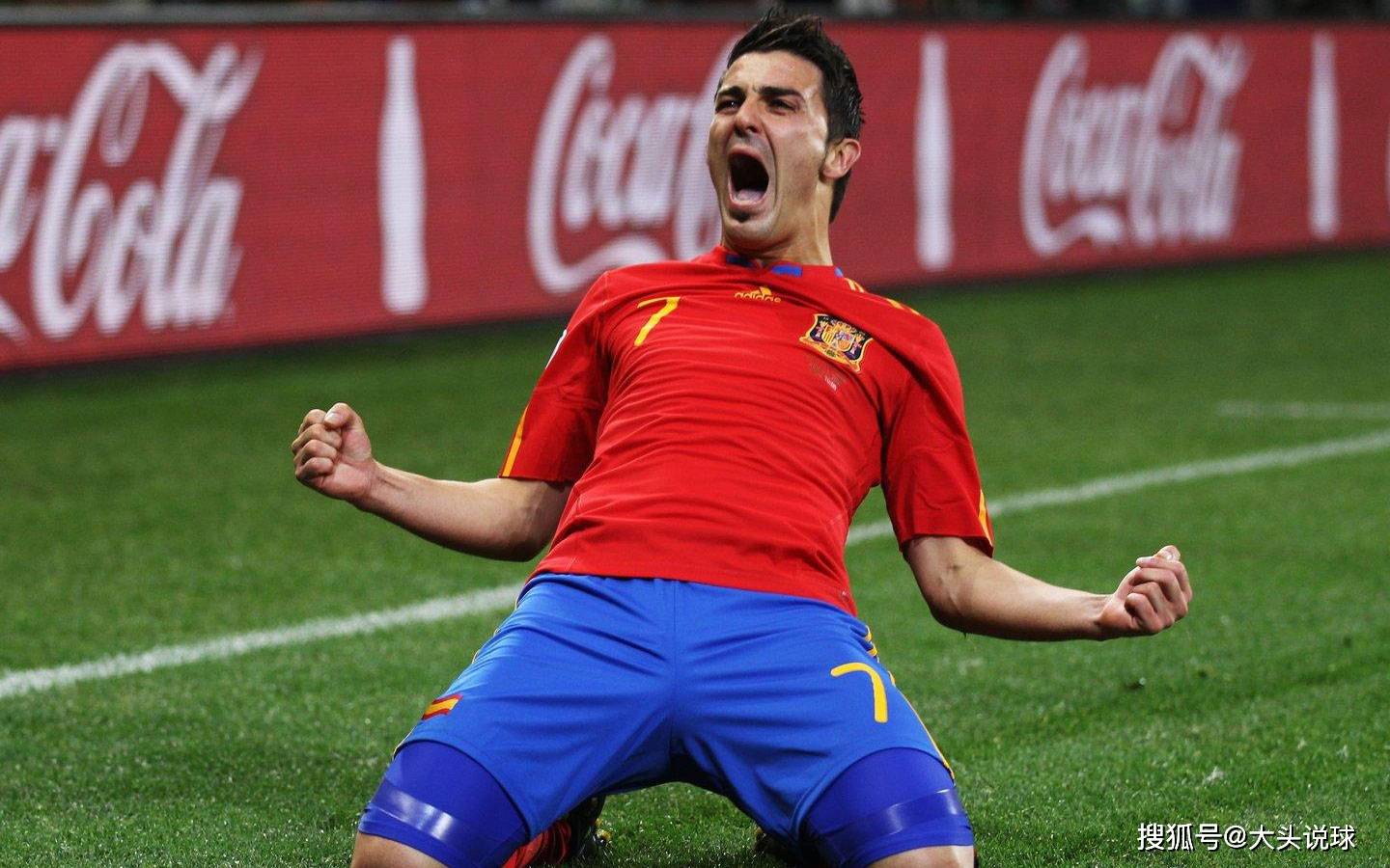 格拉纳达客场保持不败，稳定实力