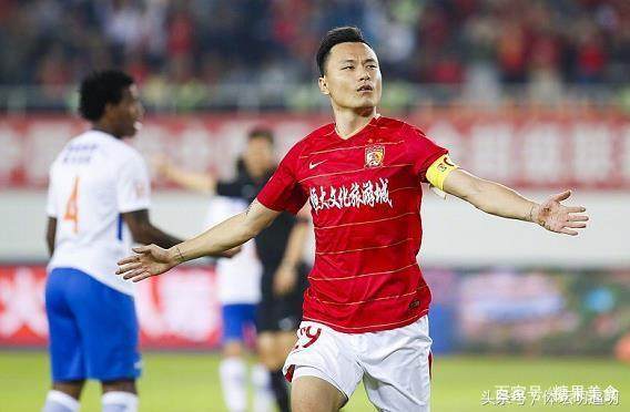 包含河南建业主场不敌山东鲁能，遭遇两连败的词条