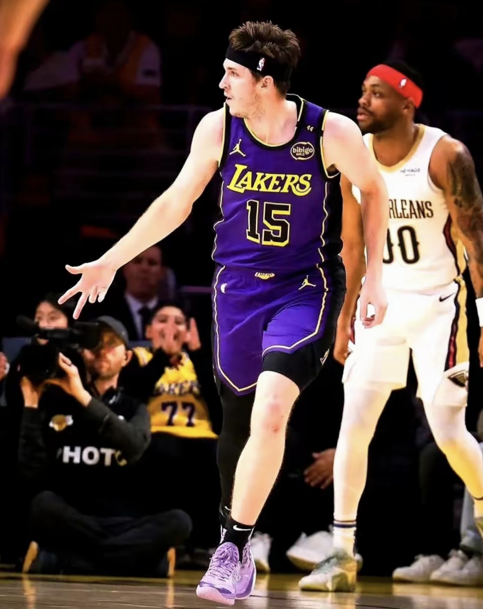 包含鹈鹕队奇才表现耀眼实力大幅提高的词条