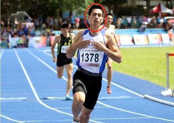 关于金牌之争激烈异常，势均力敌的信息