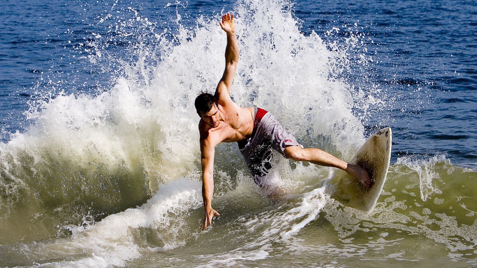 帕尔默东决接管关键战，切尔西式速胜哲学闪耀瑞典